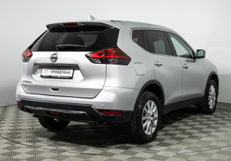 Подержанный автомобиль Nissan X-Trail 2021 года (5 фото)