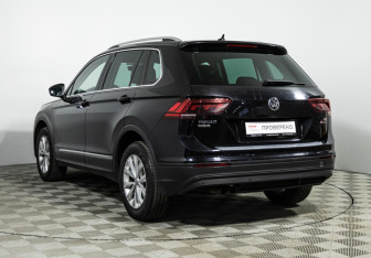 Подержанный автомобиль Volkswagen Tiguan 2017 года (7 фото)