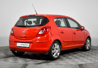 Подержанный автомобиль Opel Corsa 2007 года (5 фото)