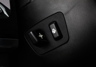 Подержанный автомобиль BMW X6 M 2017 года (22 фото)