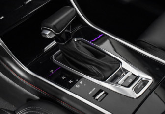 Подержанный автомобиль Changan CS75 2020 года (11 фото)