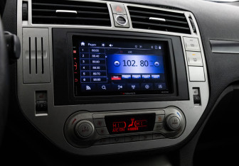 Подержанный автомобиль Ford Kuga 2011 года (15 фото)