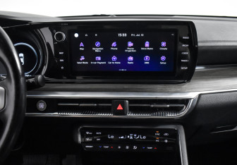 Подержанный автомобиль Kia K5 2021 года (16 фото)