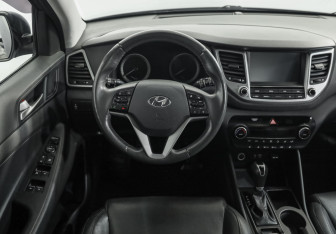 Подержанный автомобиль Hyundai Tucson 2018 года (11 фото)