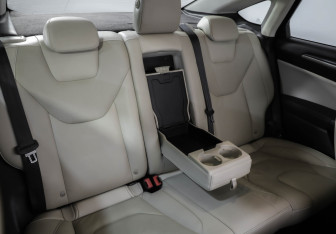 Подержанный автомобиль Ford Mondeo Sedan 2016 года (27 фото)