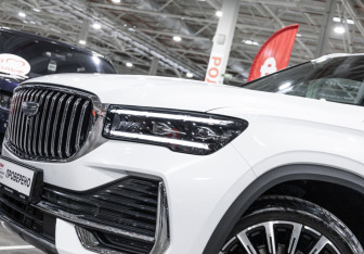 Подержанный автомобиль Geely Monjaro 2025 года (2 фото)
