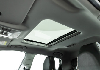 Подержанный автомобиль Omoda C5 2023 года (19 фото)