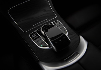 Подержанный автомобиль Mercedes-Benz GLC Coupe 2016 года (15 фото)