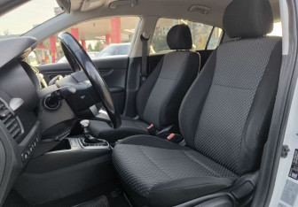Подержанный автомобиль Kia Rio Hatchback 2019 года (10 фото)