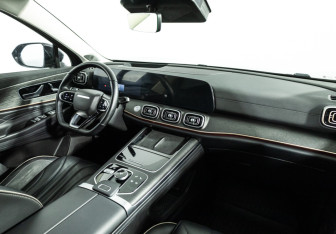 Подержанный автомобиль Jaecoo J8 2024 года (9 фото)