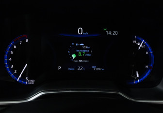 Подержанный автомобиль Toyota Corolla Sedan 2019 года (12 фото)