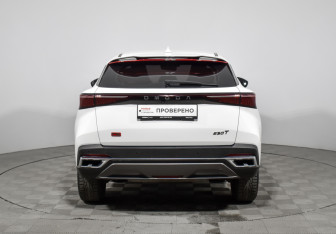 Подержанный автомобиль Omoda C5 2022 года (6 фото)