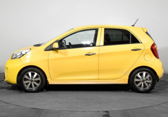 Подержанный автомобиль Kia Picanto 2015 года (8 фото)