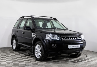 Подержанный автомобиль Land Rover Freelander 2014 года (3 фото)