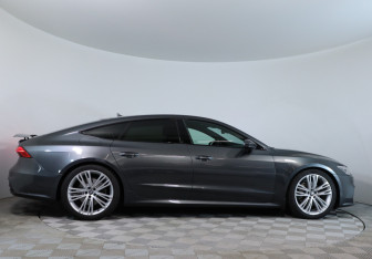 Подержанный автомобиль Audi A7 2019 года (4 фото)