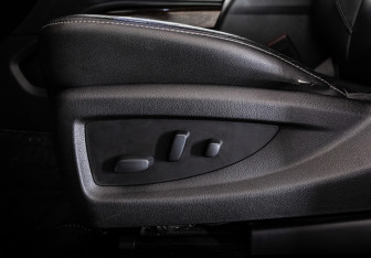 Подержанный автомобиль Chevrolet Tahoe 2018 года (21 фото)
