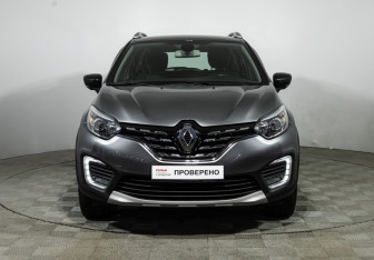 Подержанный автомобиль Renault Kaptur 2021 года (2 фото)