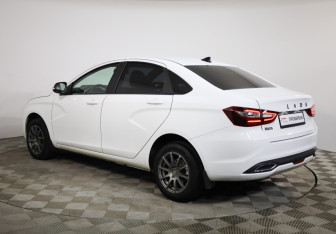 Подержанный автомобиль LADA (ВАЗ) Vesta Sedan 2023 года (7 фото)