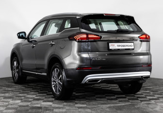 Подержанный автомобиль Geely Atlas Pro 2024 года (8 фото)