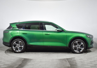 Подержанный автомобиль Voyah Free 2023 года (4 фото)