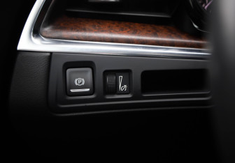 Подержанный автомобиль Cadillac XT5 2021 года (19 фото)