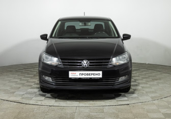 Подержанный автомобиль Volkswagen Polo Sedan 2017 года (2 фото)