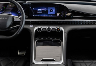 Подержанный автомобиль Exeed RX 2024 года (12 фото)
