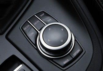 Подержанный автомобиль BMW X1 2019 года (22 фото)