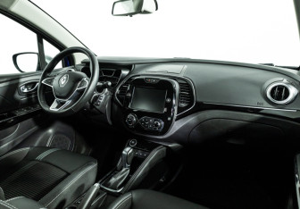 Подержанный автомобиль Renault Kaptur 2021 года (9 фото)