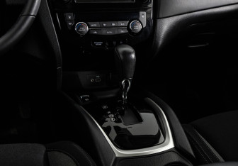 Подержанный автомобиль Nissan Qashqai 2021 года (14 фото)