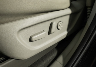 Подержанный автомобиль Kia Carnival 2019 года (15 фото)