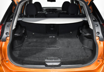 Подержанный автомобиль Nissan X-Trail 2019 года (20 фото)