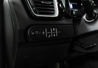 Подержанный автомобиль Kia Ceed Wagon 2021 года (19 фото)