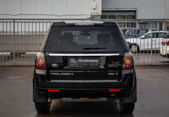 Подержанный автомобиль Land Rover Freelander 2013 года (7 фото)