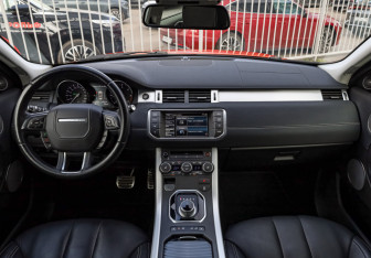 Подержанный автомобиль Land Rover Range Rover Evoque 2014 года (12 фото)