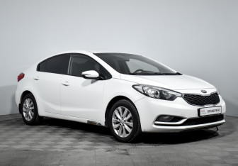 Подержанный автомобиль Kia Cerato Sedan 2013 года (3 фото)
