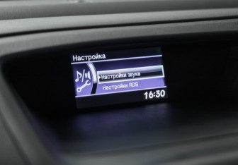 Подержанный автомобиль Honda CR-V 2013 года (13 фото)