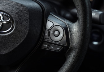 Подержанный автомобиль Toyota Corolla Wagon 2024 года (15 фото)