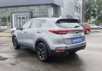 Подержанный автомобиль Kia Sportage 2021 года (6 фото)