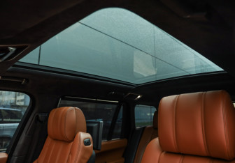 Подержанный автомобиль Land Rover Range Rover 2016 года (36 фото)