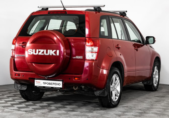 Подержанный автомобиль Suzuki Grand Vitara 2012 года (5 фото)