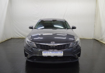 Подержанный автомобиль Kia Optima Sedan 2019 года (2 фото)