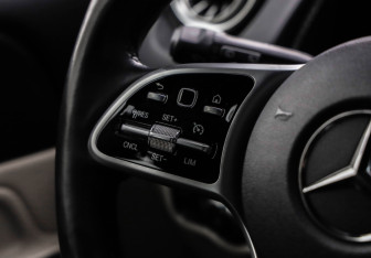 Подержанный автомобиль Mercedes-Benz GLB 2021 года (13 фото)