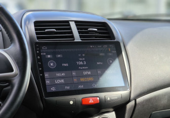 Подержанный автомобиль Mitsubishi ASX 2014 года (12 фото)