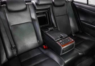 Подержанный автомобиль Toyota Camry Sedan 2013 года (31 фото)