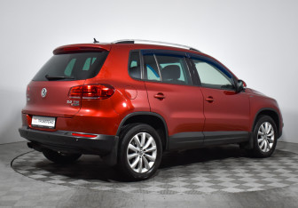 Подержанный автомобиль Volkswagen Tiguan 2016 года (5 фото)