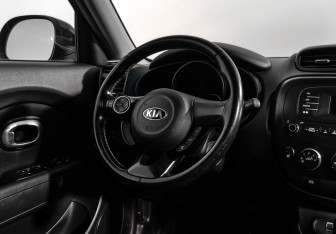 Подержанный автомобиль Kia Soul 2015 года (16 фото)