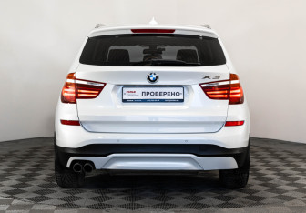 Подержанный автомобиль BMW X3 2014 года (8 фото)