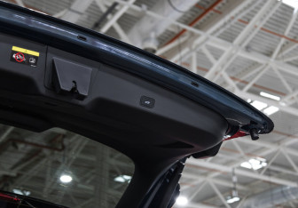 Подержанный автомобиль Geely Monjaro 2023 года (40 фото)