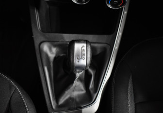 Подержанный автомобиль Renault Arkana 2020 года (16 фото)